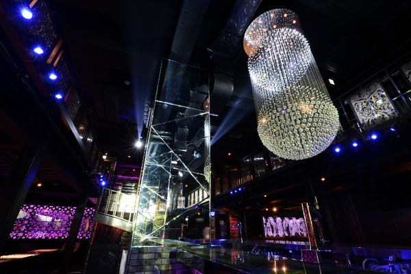 大阪 CLUB CHEVAL 設計・デザイン・施工実績記事の施工物件サムネイル写真