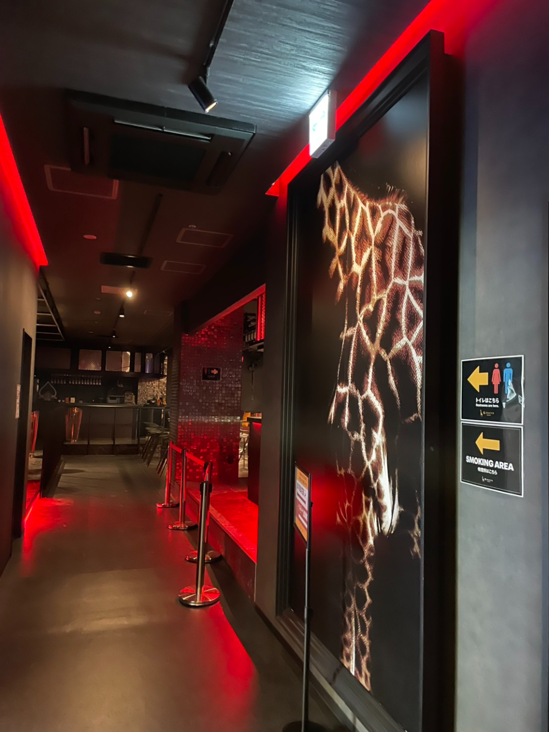 内装ギャラリーの「GIRAFFE Japan」店舗写真