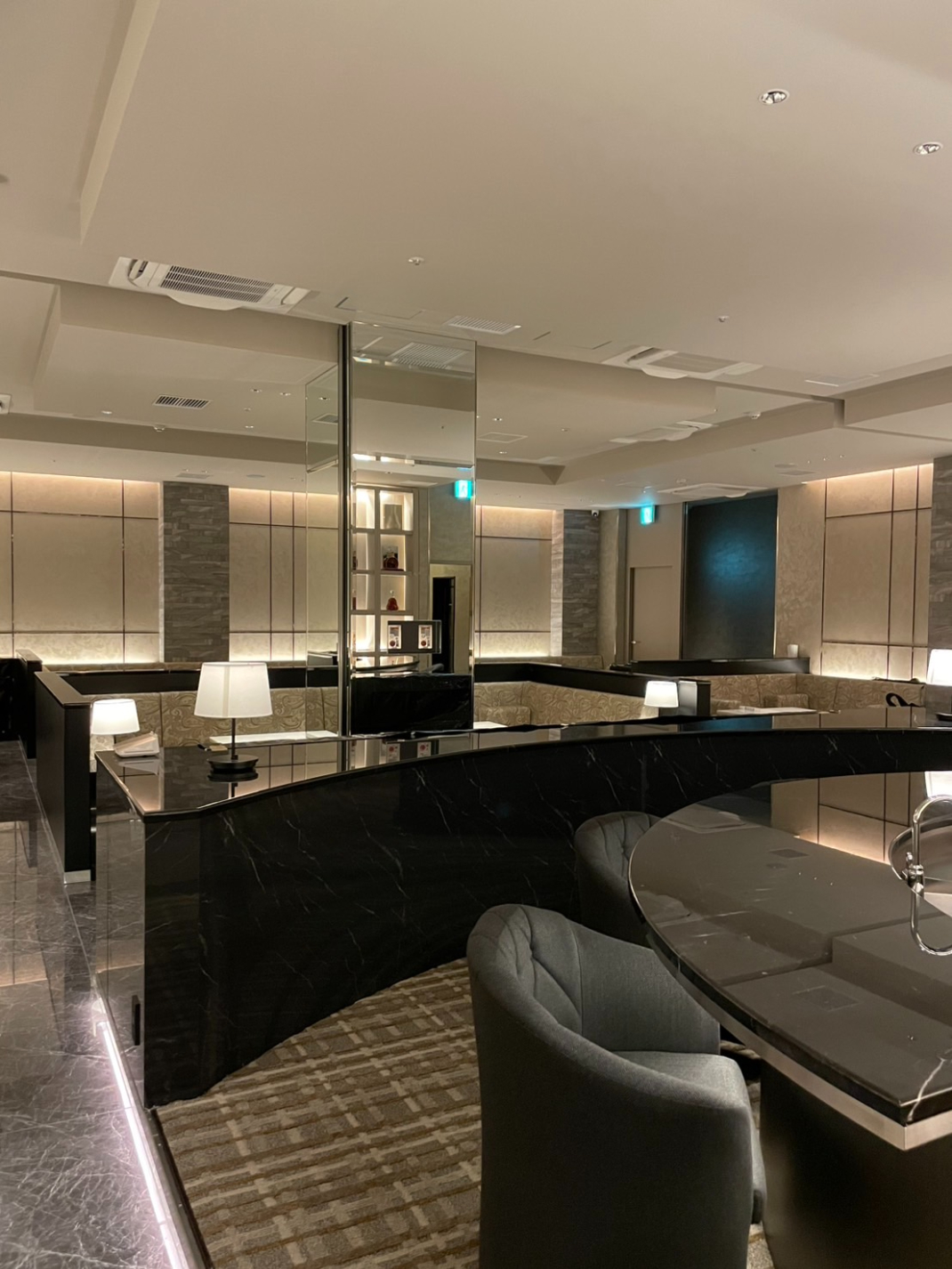 内装ギャラリーの「クラブ天空」店舗写真